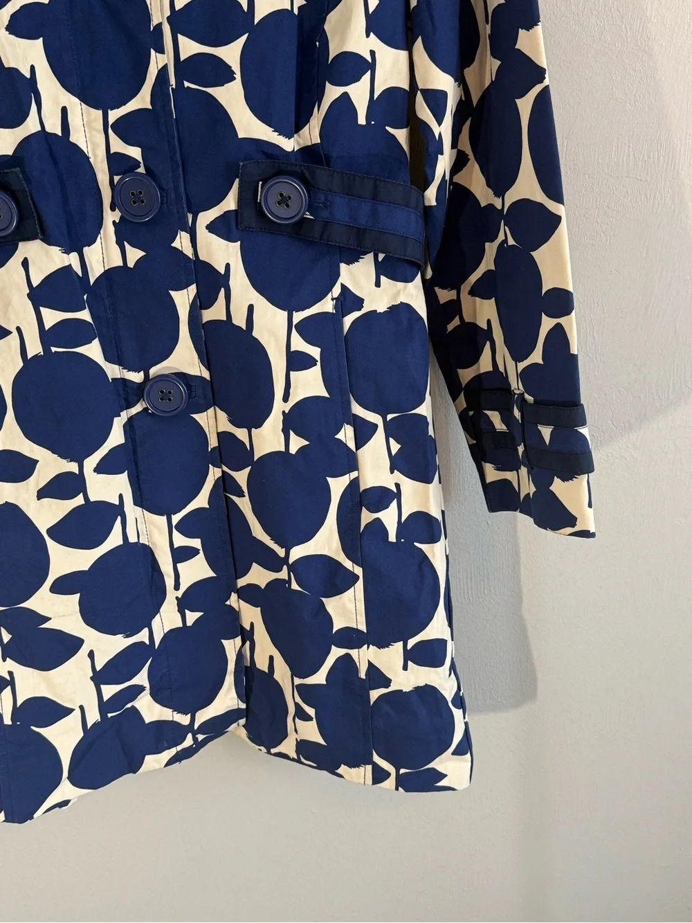 BODEN Women’s Blue Ivory Apple Print Hooded Belted Trench Coat Size US 6